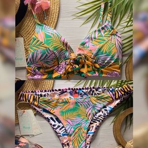 Maaji π§‘ Reversible Animal Print Floral Lace-Up | Cheeky Thin-Side Bikini Set π